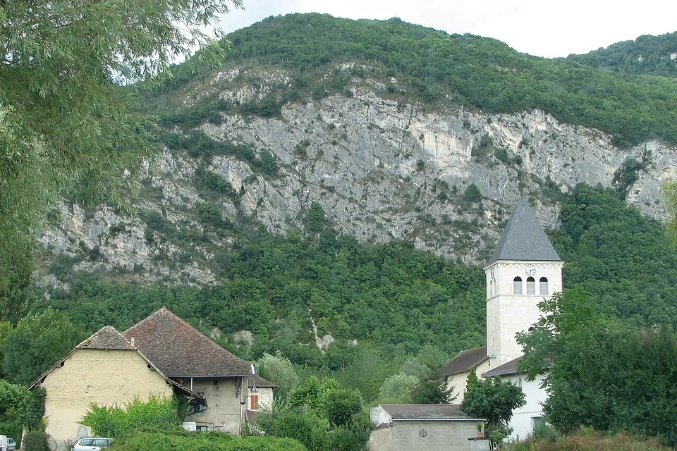 Groslée-Saint-Benoit
