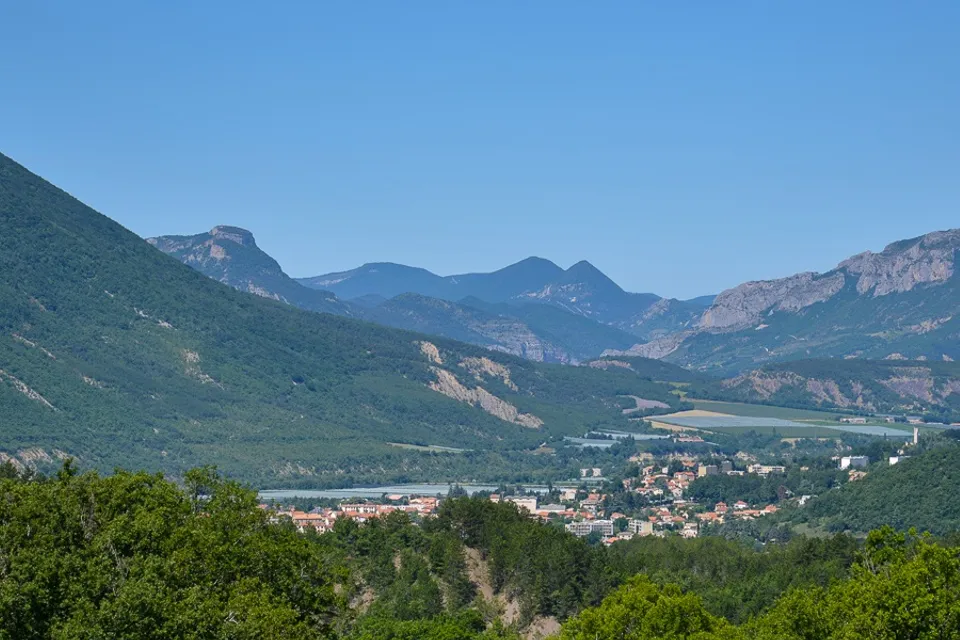 Laragne-Montéglin
