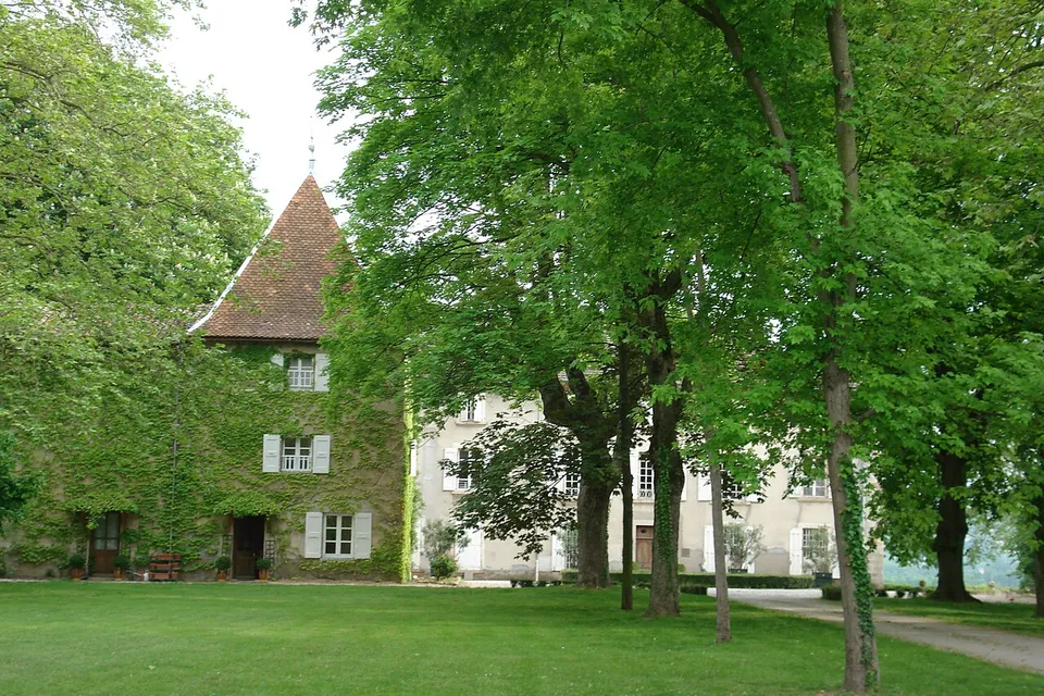 Lapeyrouse-Mornay