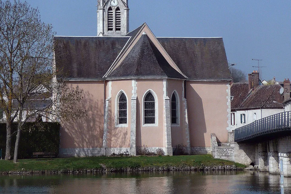 Saint-Denis-Lanneray