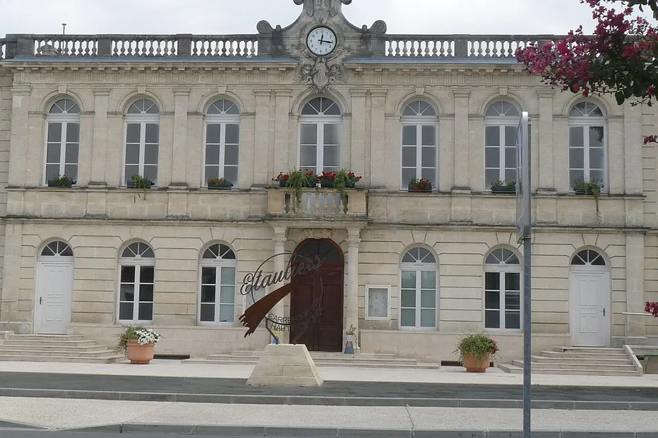 Étauliers