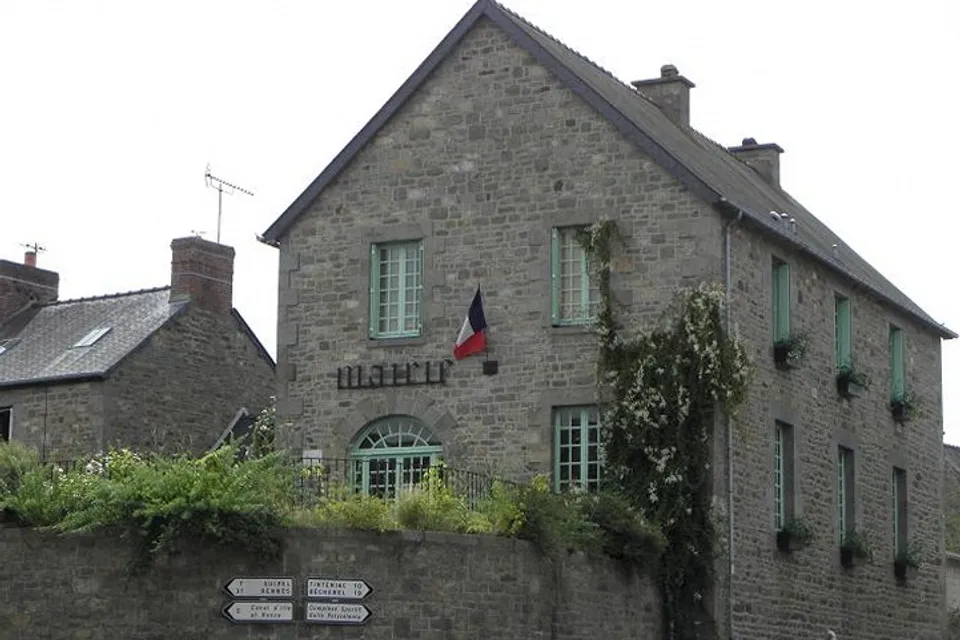 Dingé