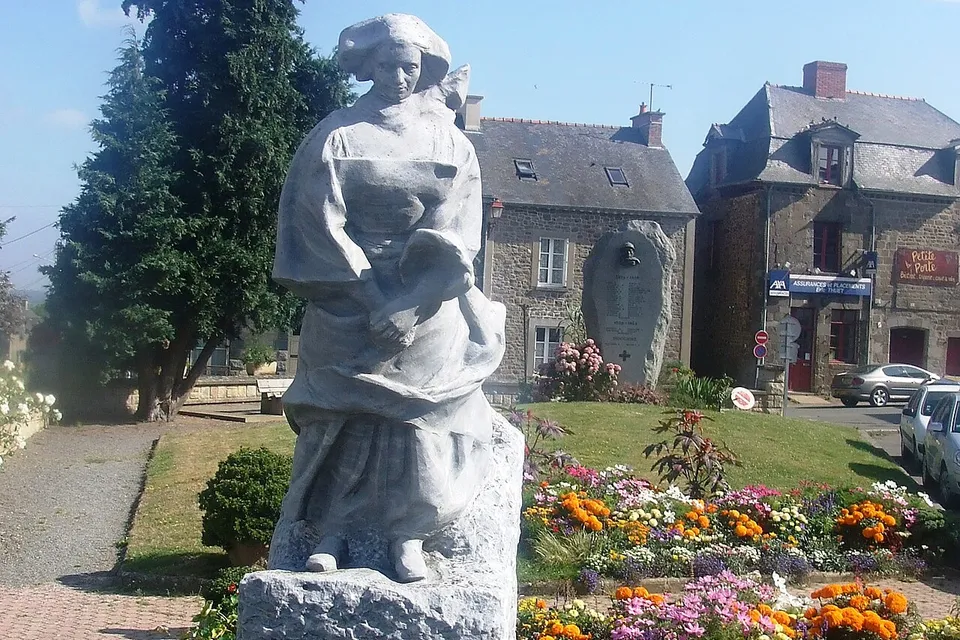 Hédé-Bazouges