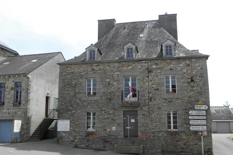 Livré-sur-Changeon