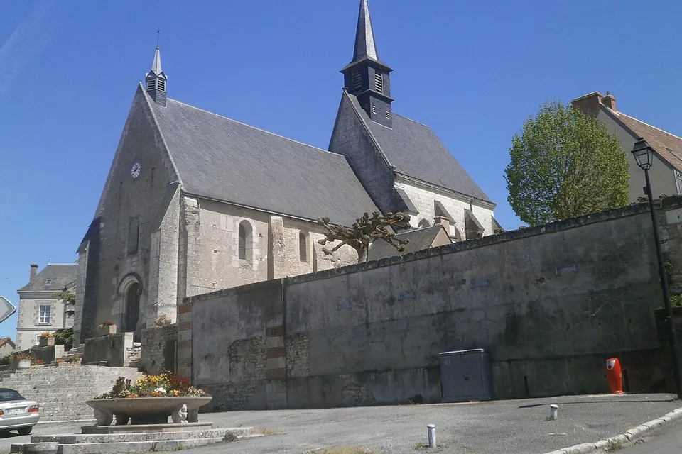 Francueil