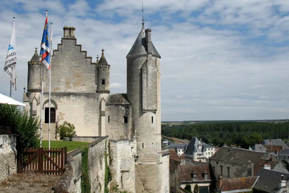 Loches