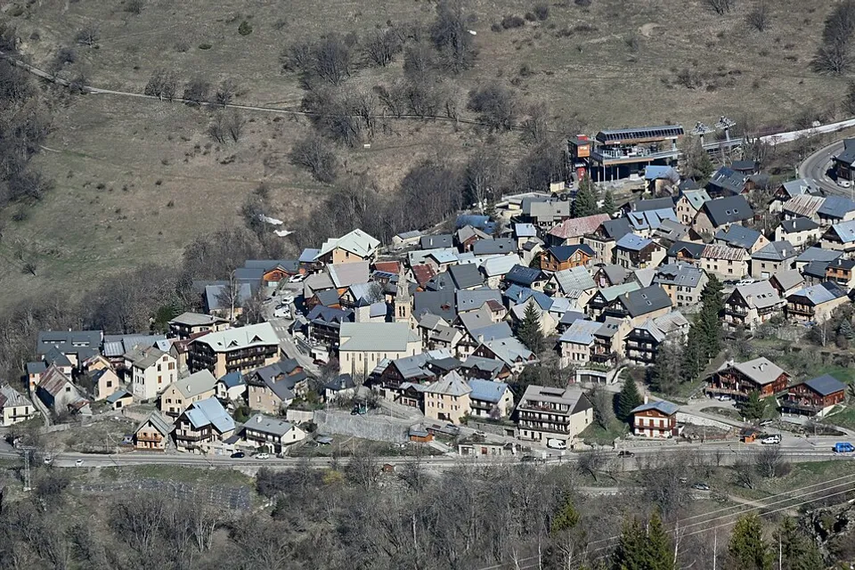 Huez