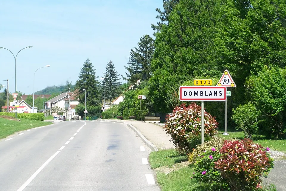 Domblans