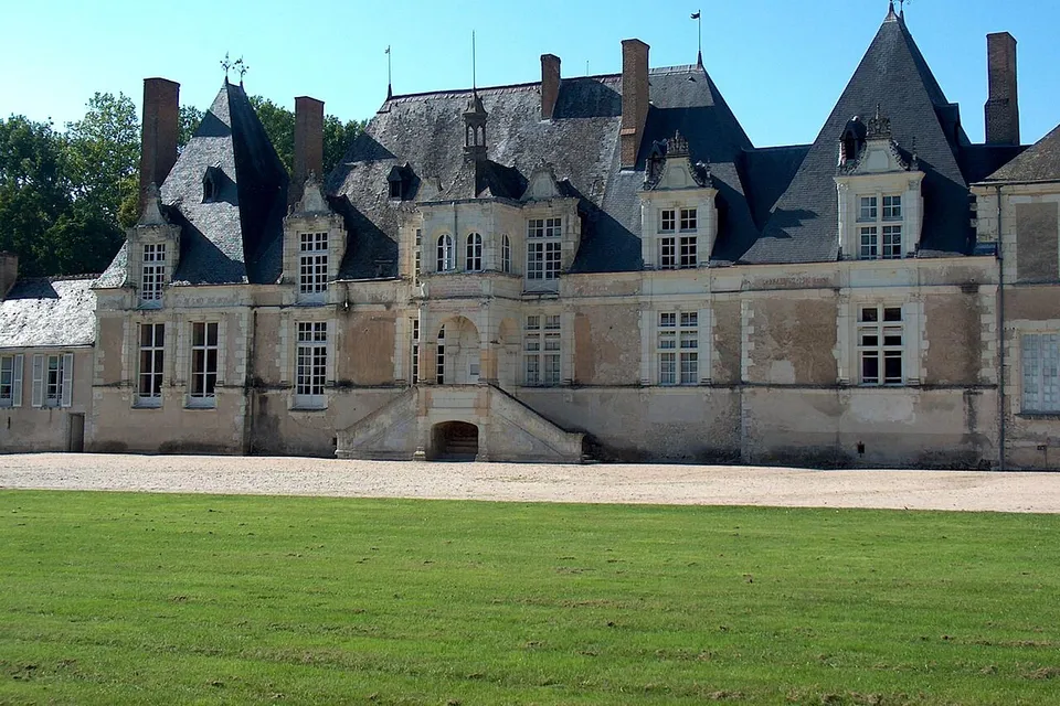 Tour-en-Sologne