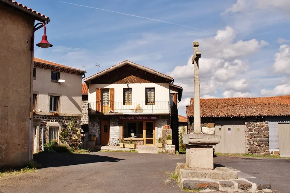 Sanssac-l'Église