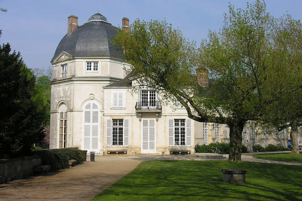 Châteauneuf-sur-Loire