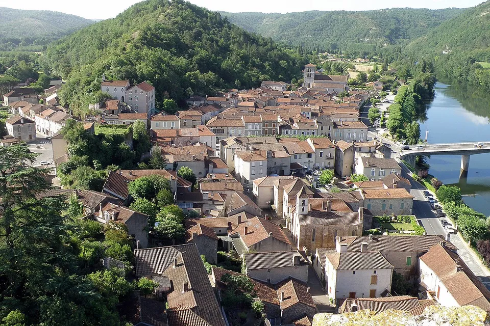 Luzech