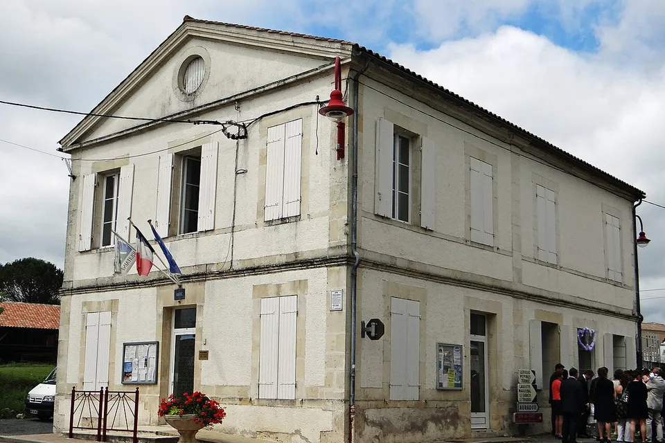 Hautefage-la-Tour