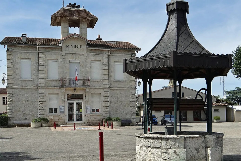 Laroque-Timbaut