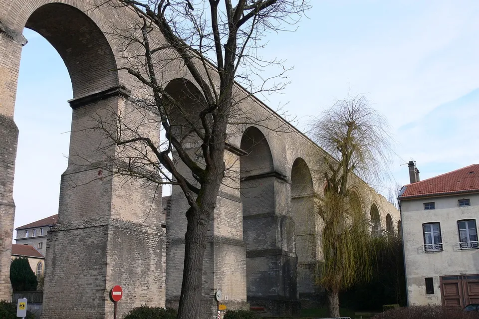 Jouy-aux-Arches