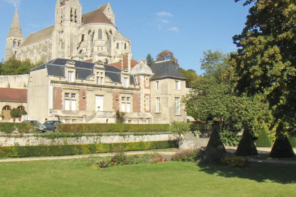 Saint-Leu-d'Esserent