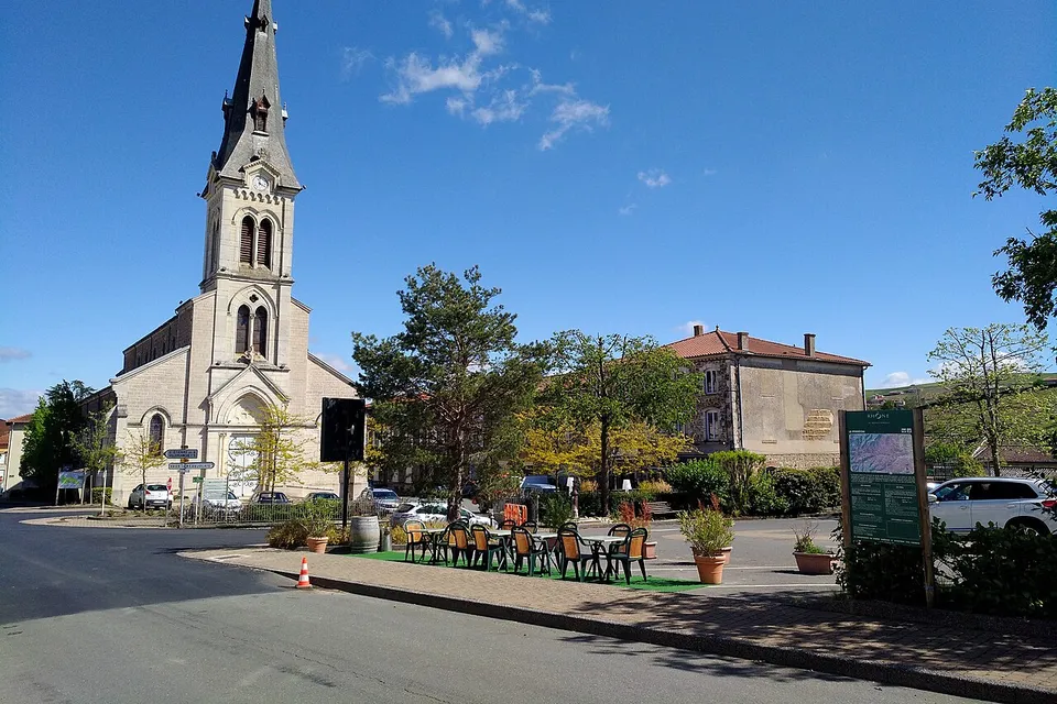 Le Perréon