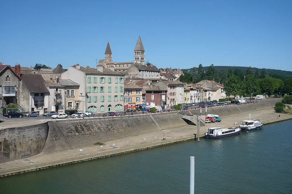 Tournus