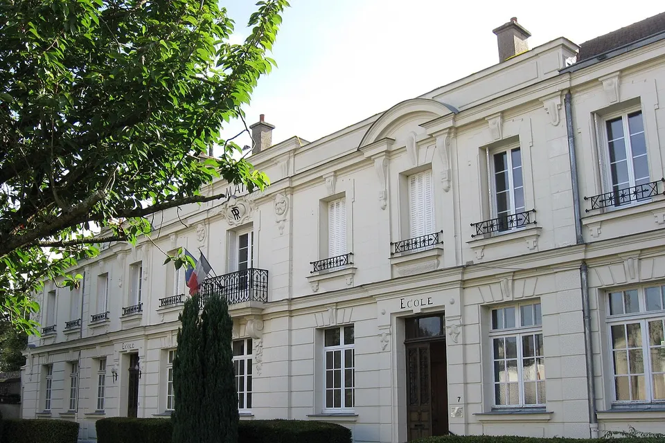 Favières