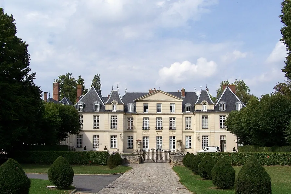 Le Mesnil-Saint-Denis
