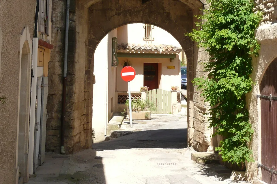 Cucuron