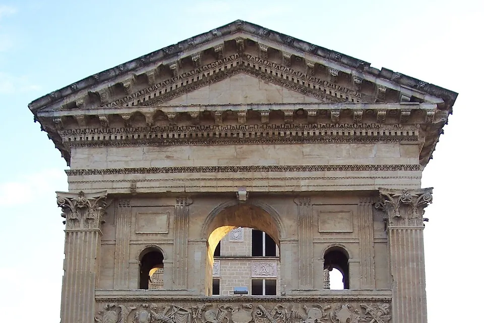 La Tour-d'Aigues
