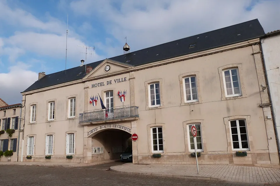 Lussac-les-Châteaux