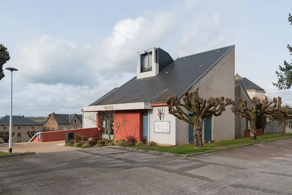 Châteauneuf-la-Forêt
