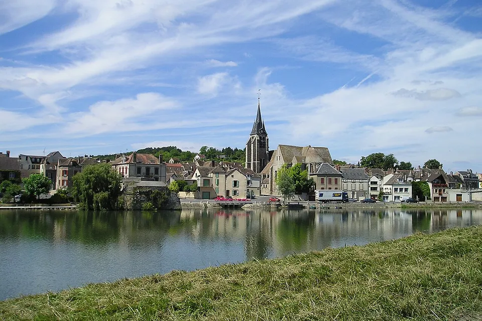 Pont-sur-Yonne